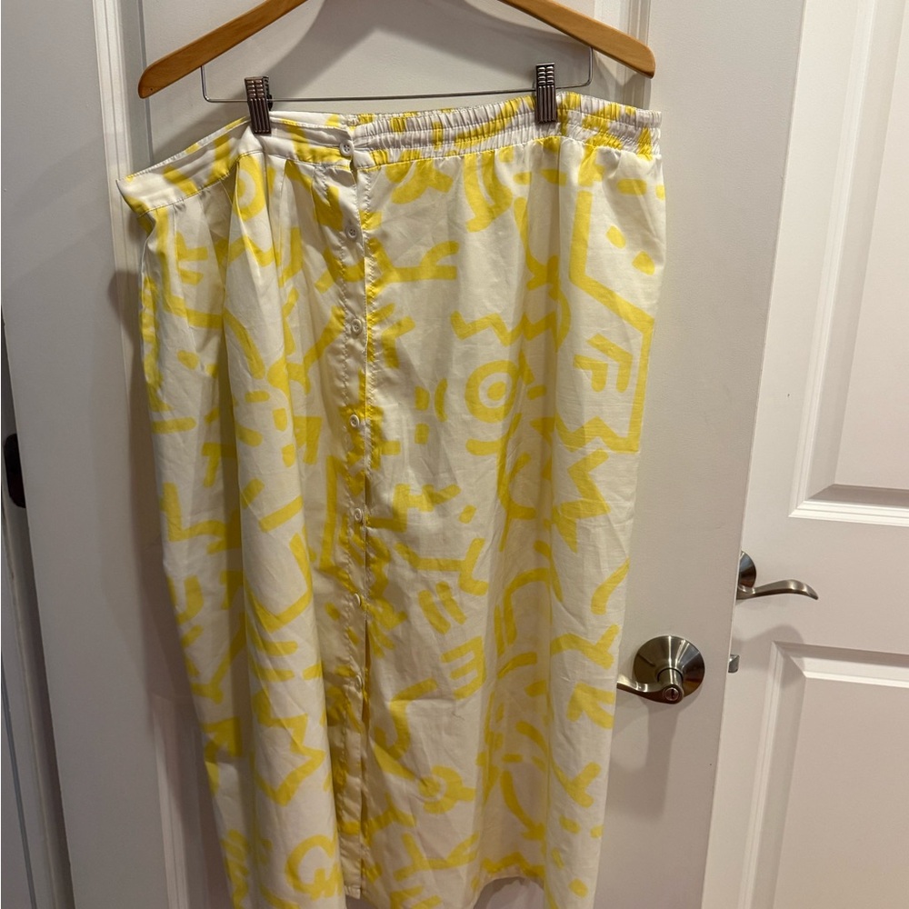 Vintage Yellow and White Patterned Skirt